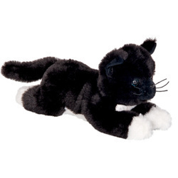 Leżący pluszowy kot Jack