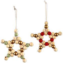 Wisiorek z koralików drewnianych