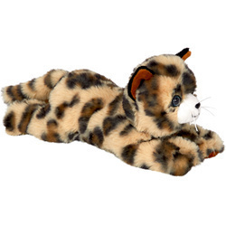 Leżący pluszowy kot Jasmin